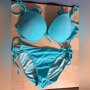 Victoria’s Secret Push Up Bikini Top and Bottom (36C Medium)